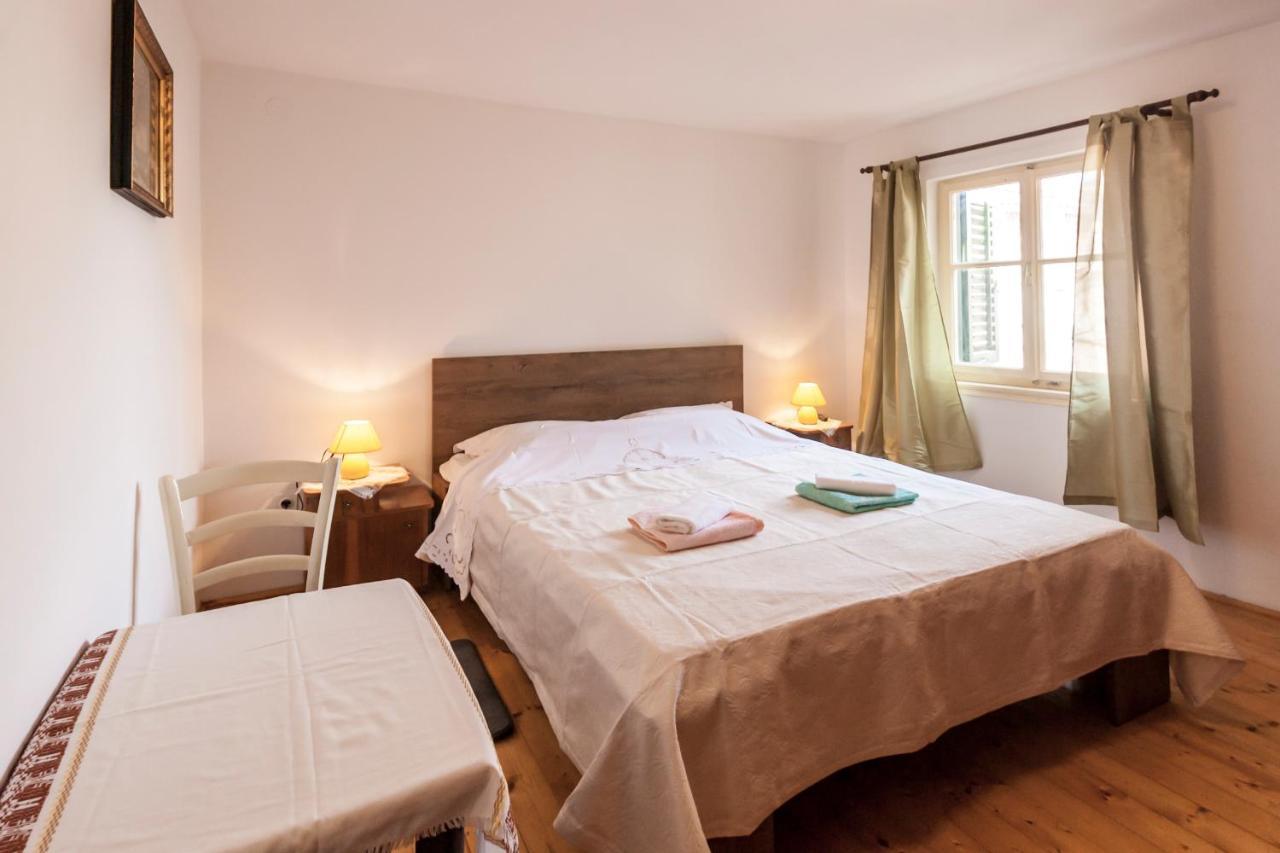 House Krizanic In Marcana, Istria, With 2 Apartments, Total 9 Guests Exteriör bild