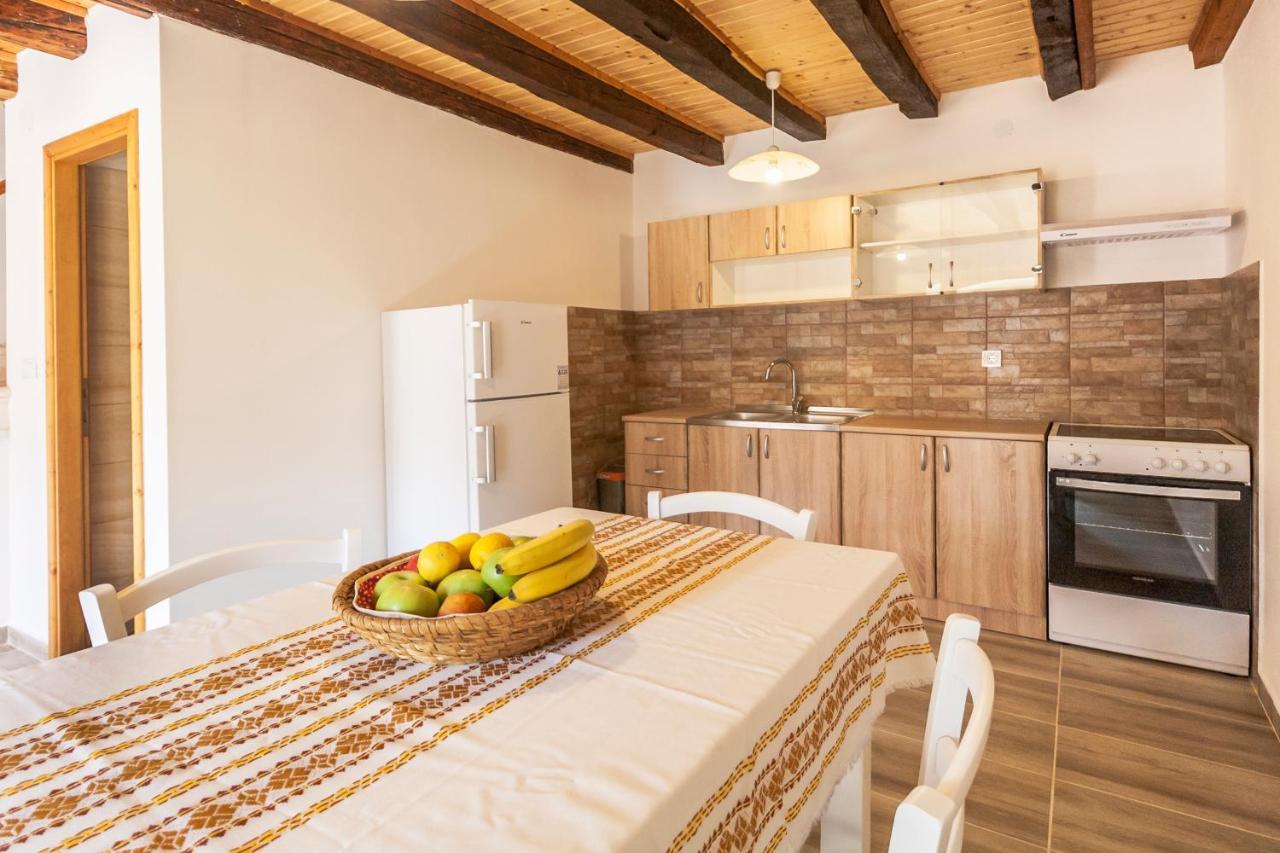 House Krizanic In Marcana, Istria, With 2 Apartments, Total 9 Guests Exteriör bild